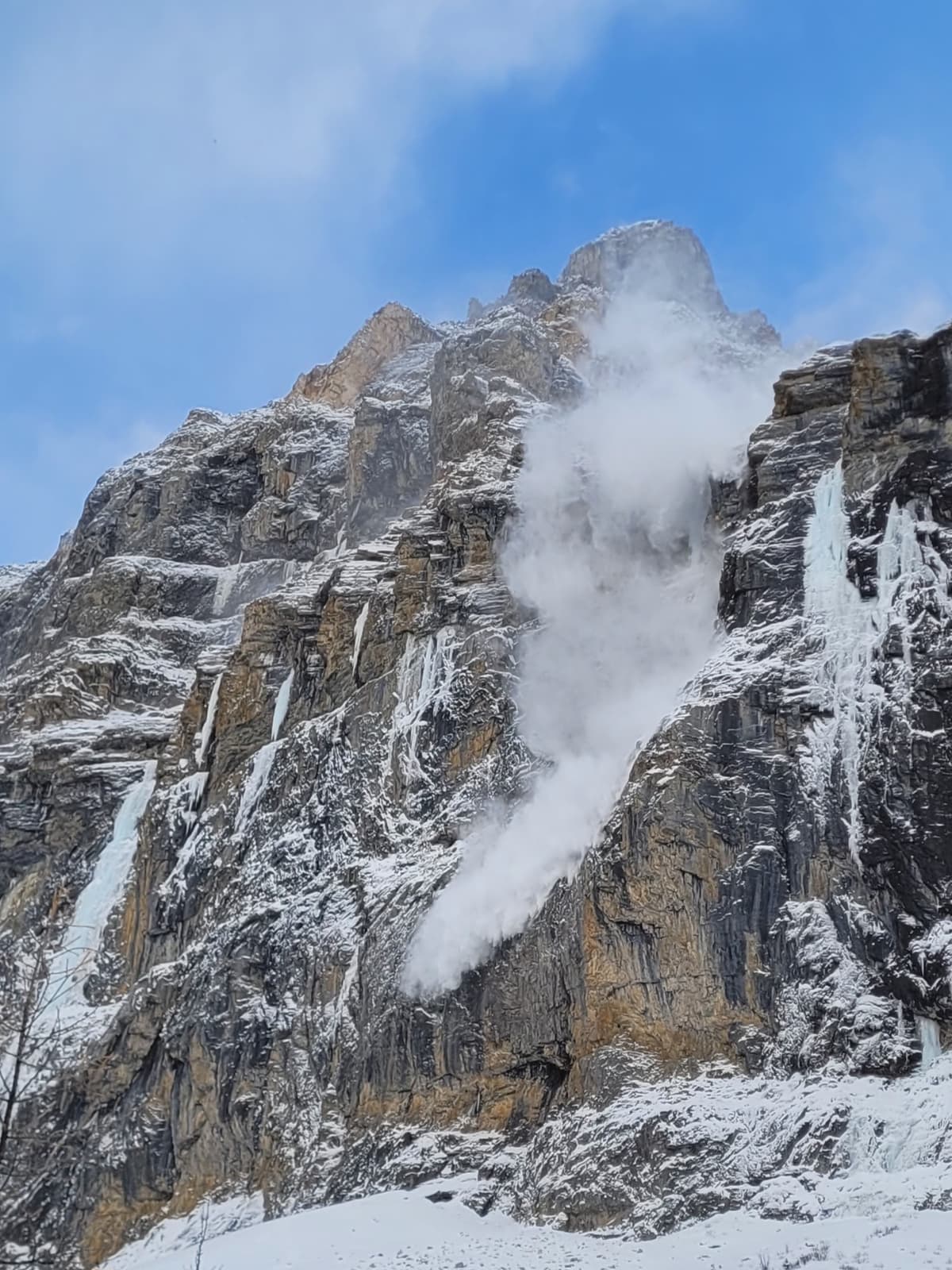 This was today between Riders on the Storm and Buddha Nature, right over Caveology. Storm Creek 