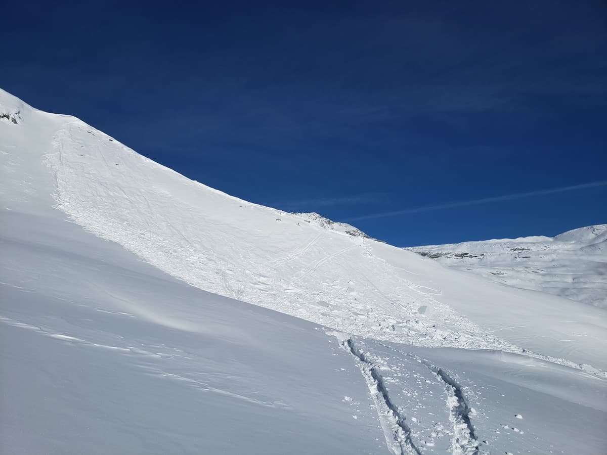 Skier controlled wind slab size 1.