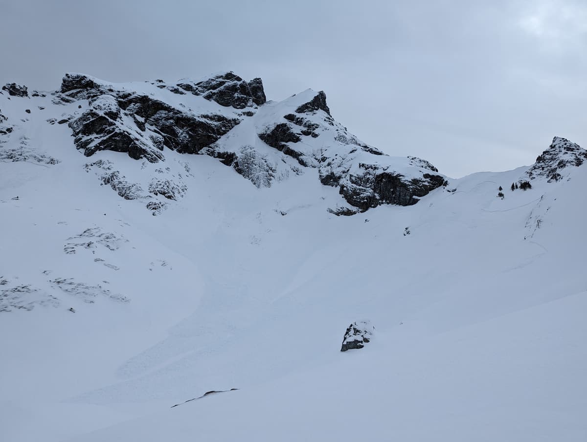 Crowns and debris on Stadium Glacier