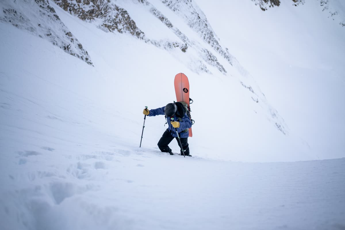 ~2550m—Looking from the first little ledge on the left of the couloir. 