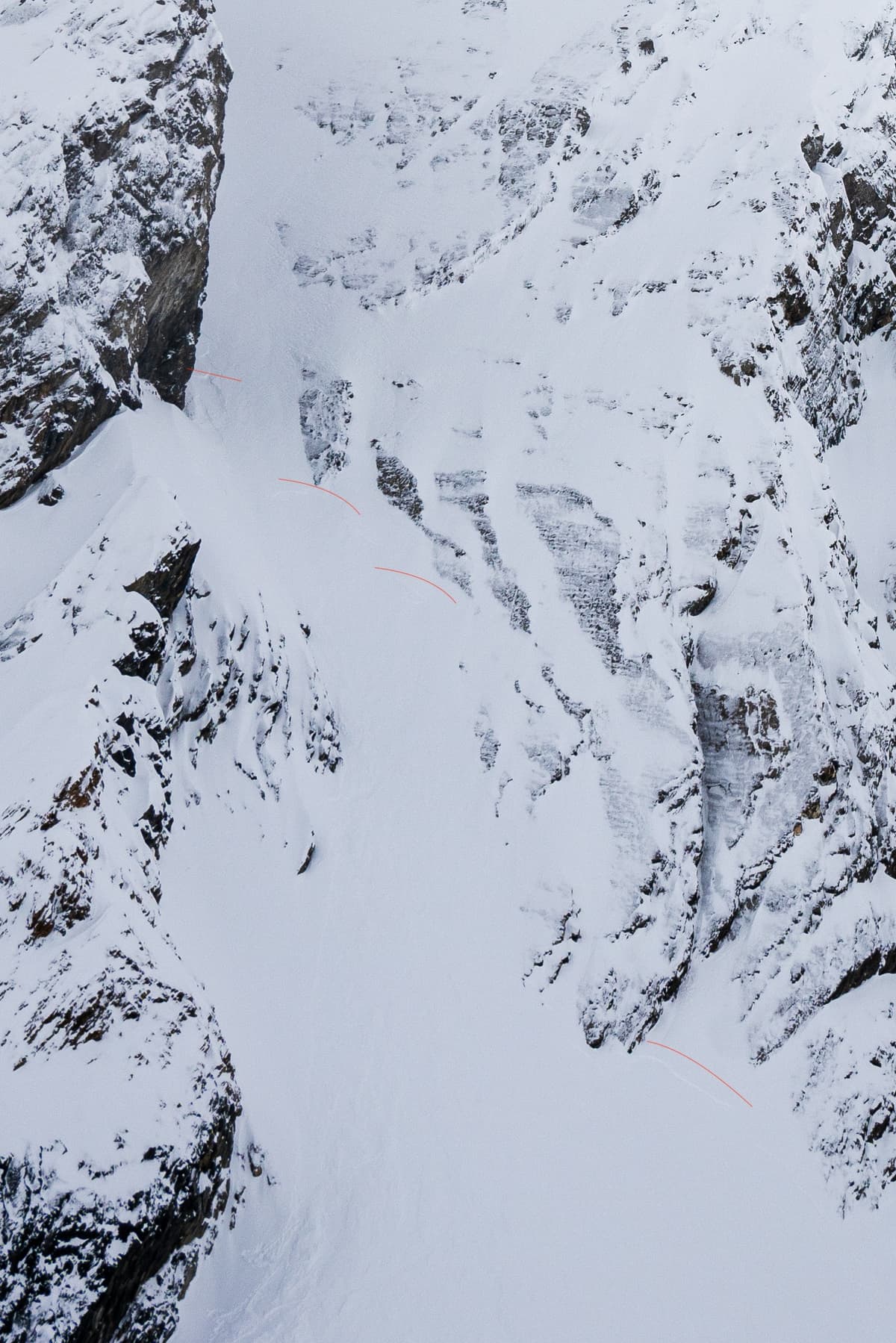 Multiple wind slab release points.