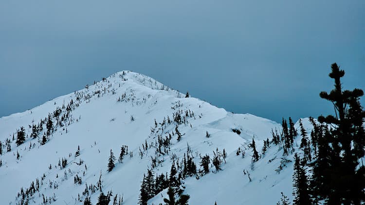 Some cornices on the summit ridge of Siwash Mountain 