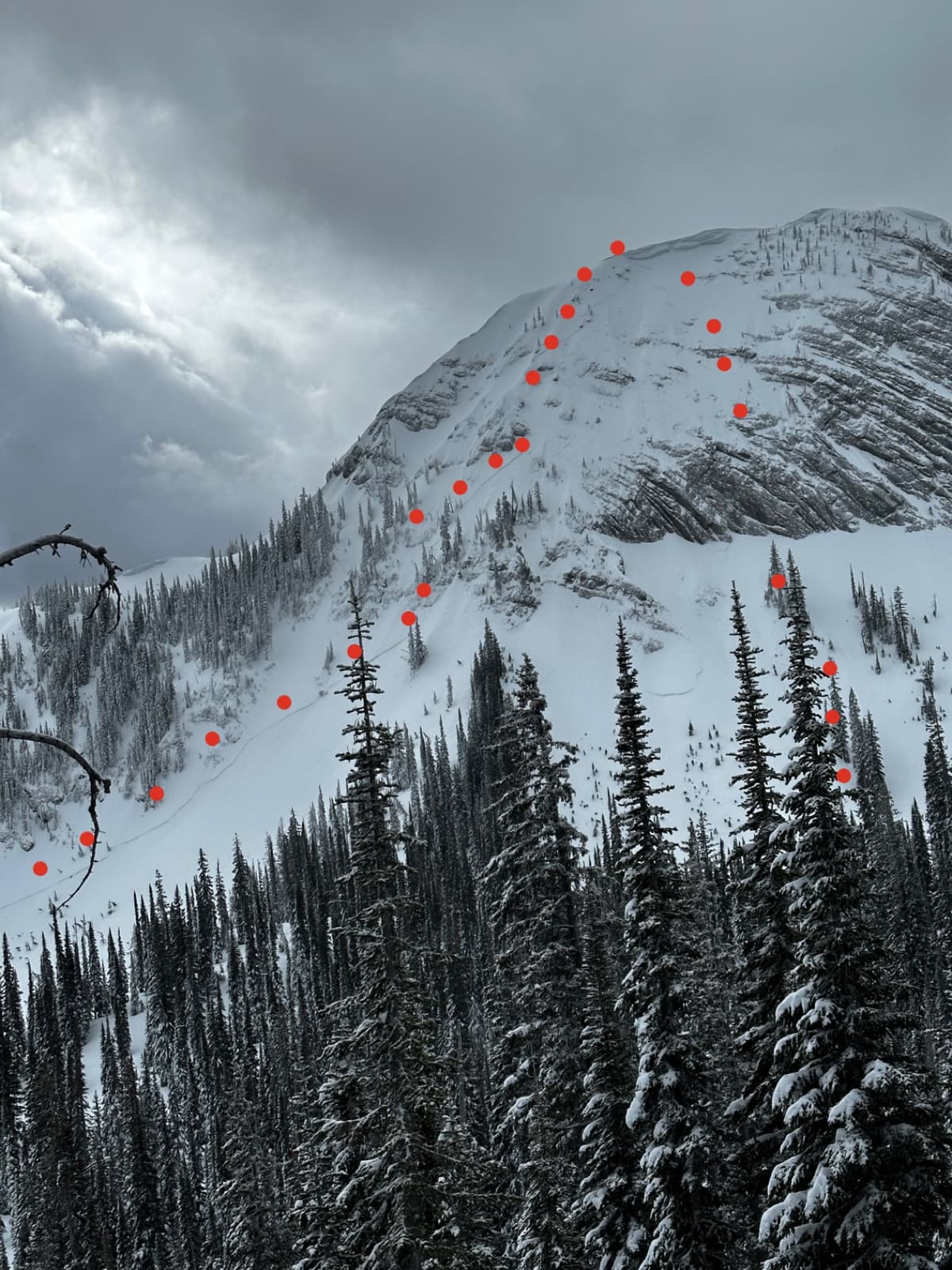 Avy looking SW of hut
