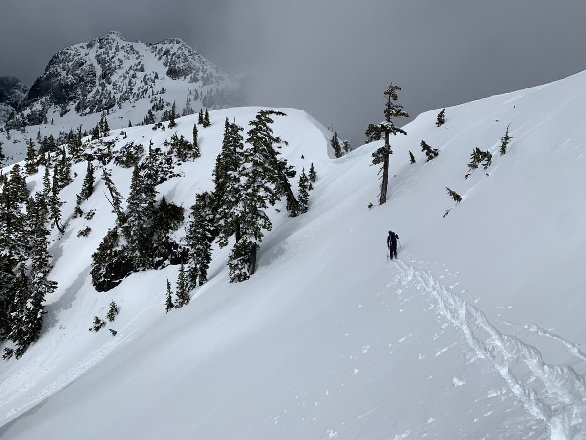 Around 1400m on lower slopes of Watchtower. Heavy surface snow occasionally slipped a foot or two on icy surface beneath. 