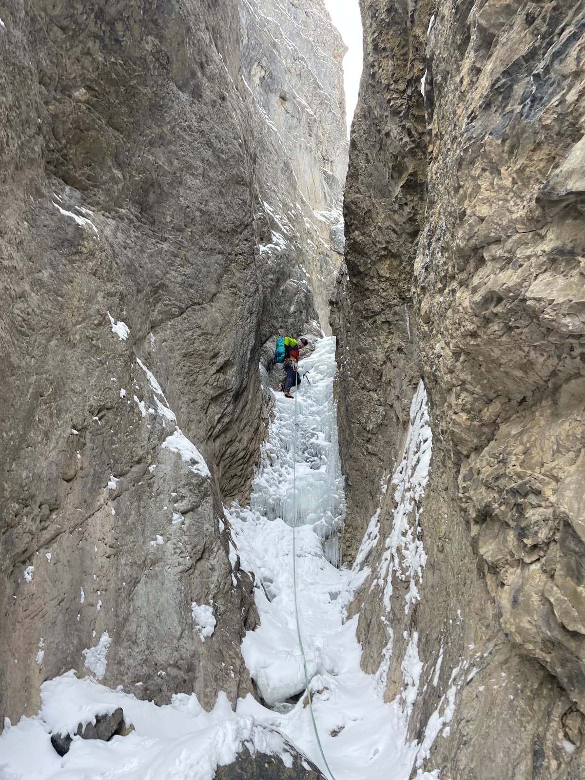 One of the small steps of ice between P2 and P3.