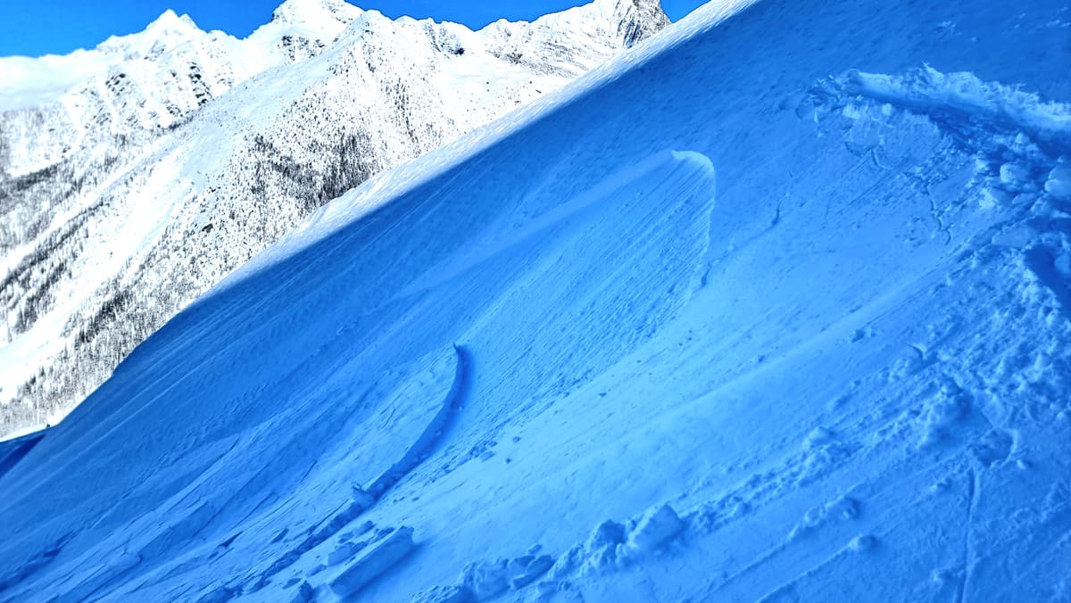 Little wind slab, intentional