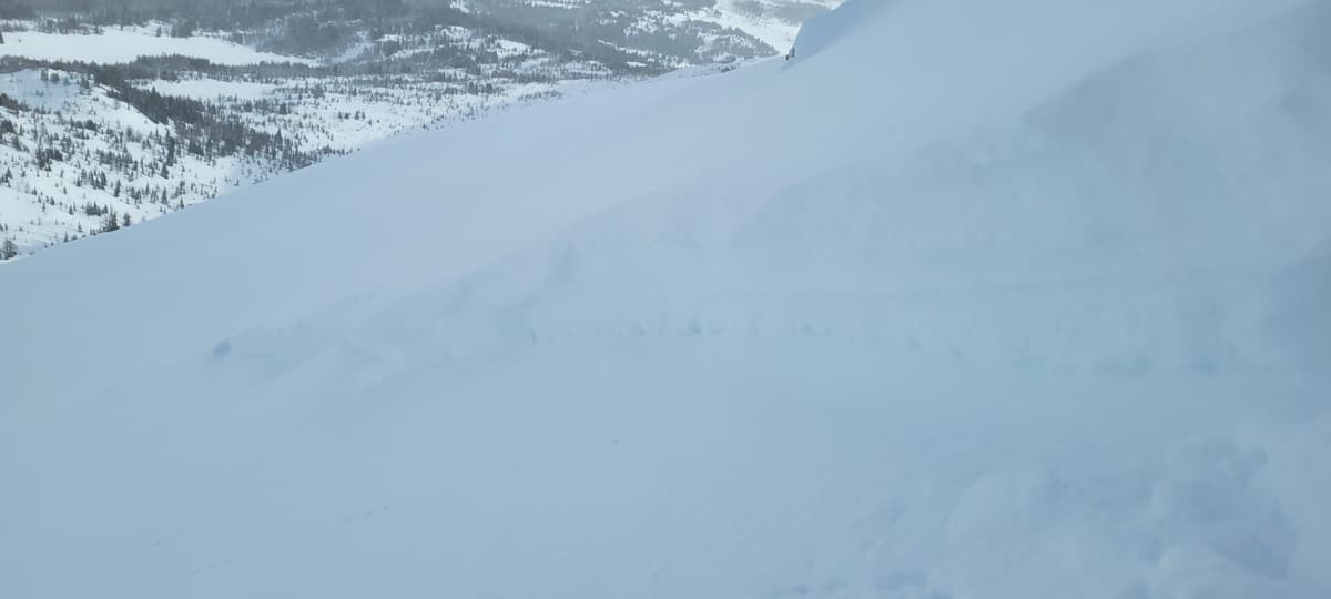 Fracture line ~50 cm deep on a persistent layer of facets.