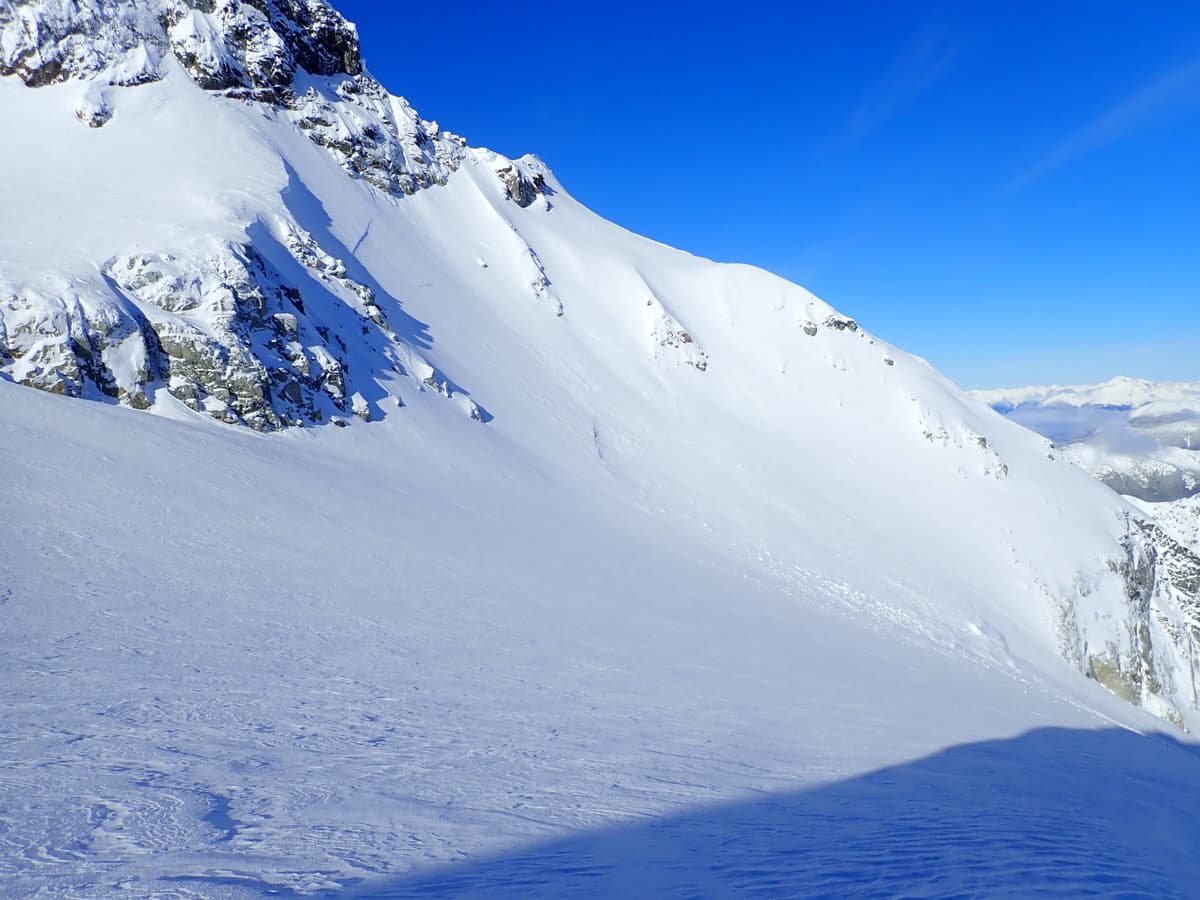 lots of size 2 windslabs on northwest to northeast