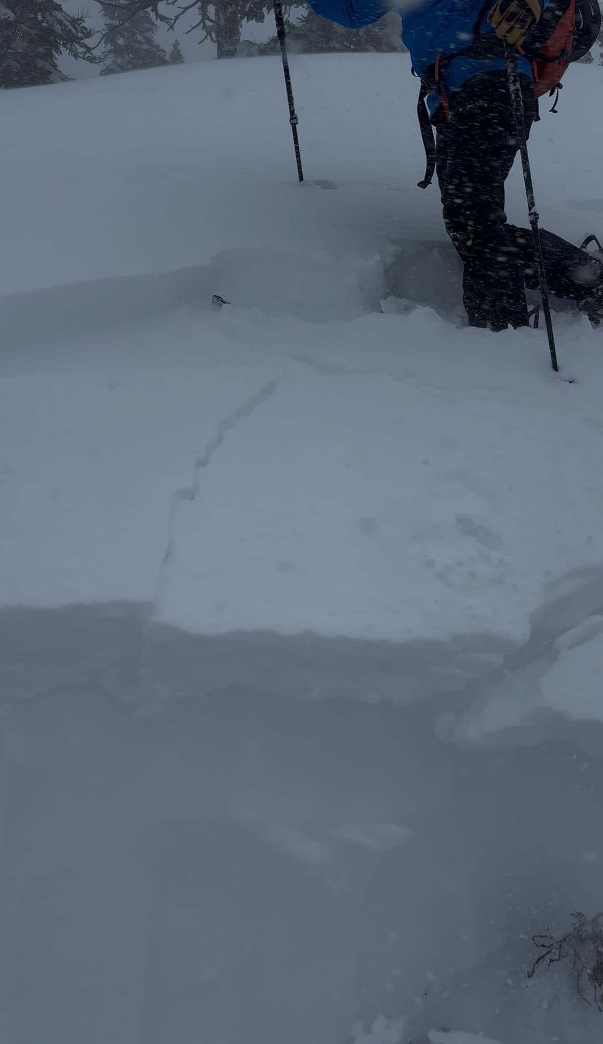 Reactive 20 cm storm slab 