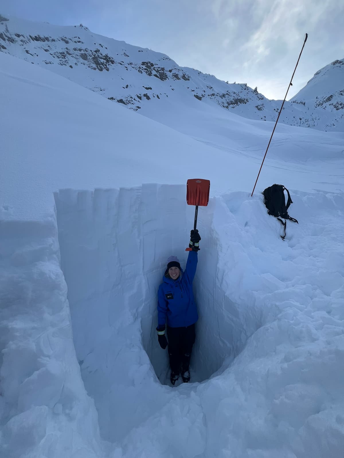 265 cm of snow makes for a lot of digging!