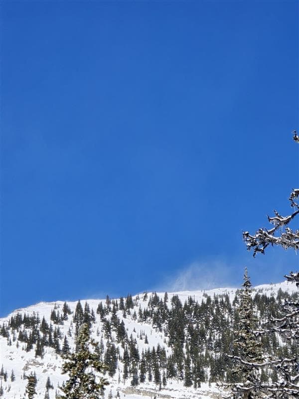 Wind Transporting snow at ridge top