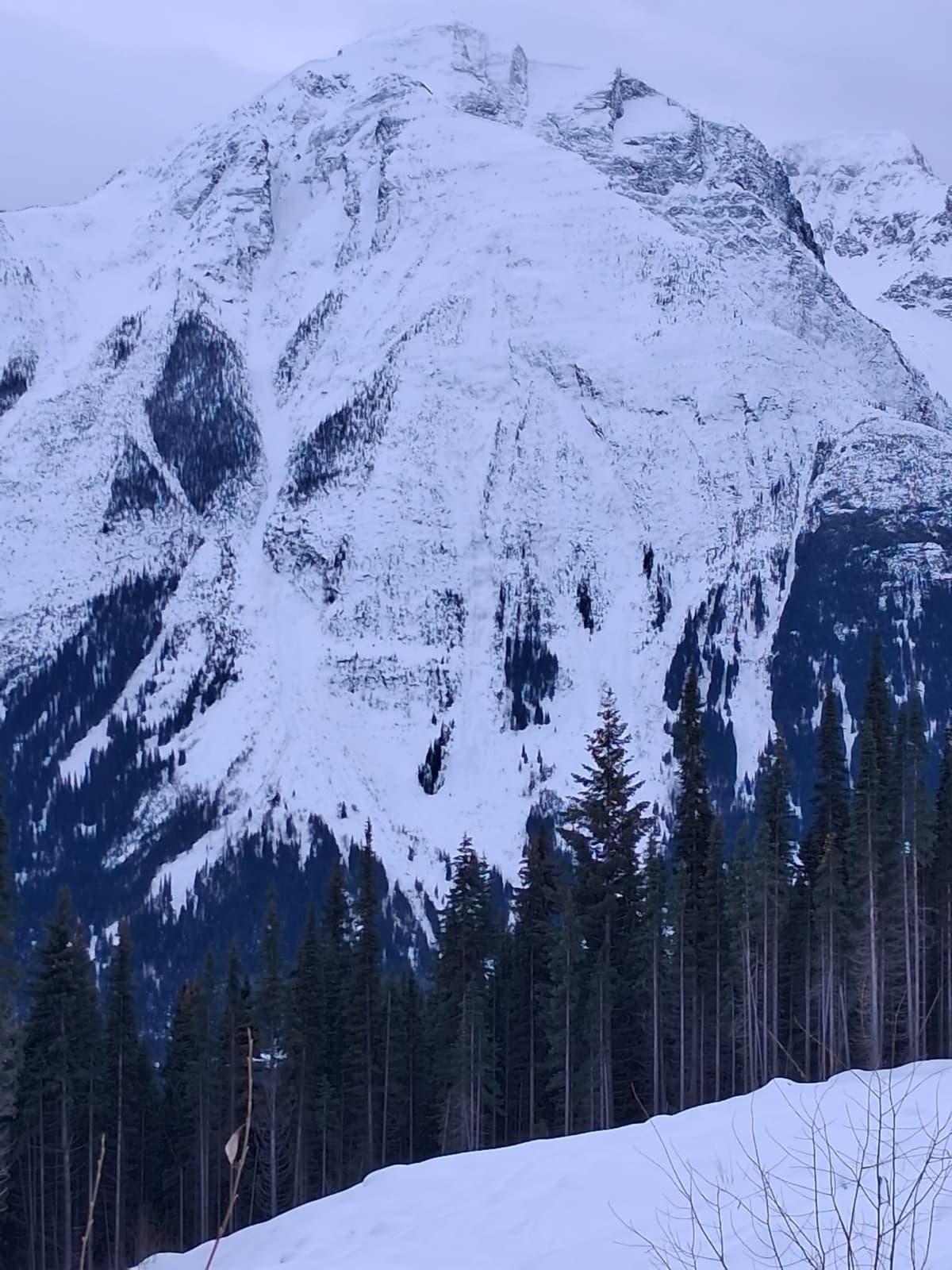 Extreme alpine terrain where loose wet avalanches came down in the last 72 hours.
