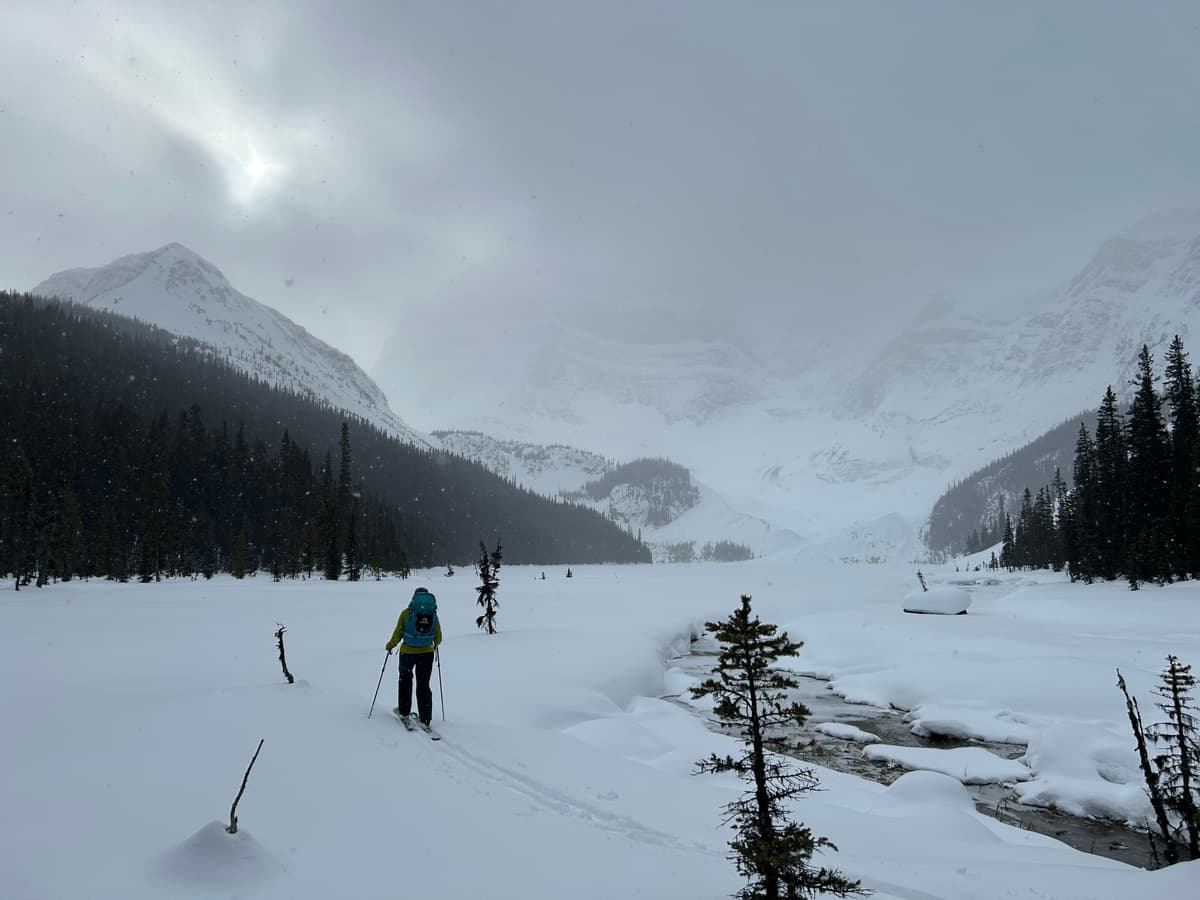 Cirque lake