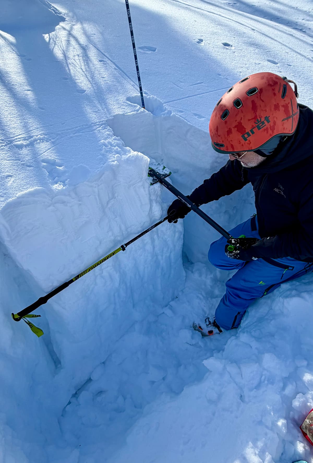 Ski pole marking the ECTN-05 and ECTP-20 results we got 45 cm down.