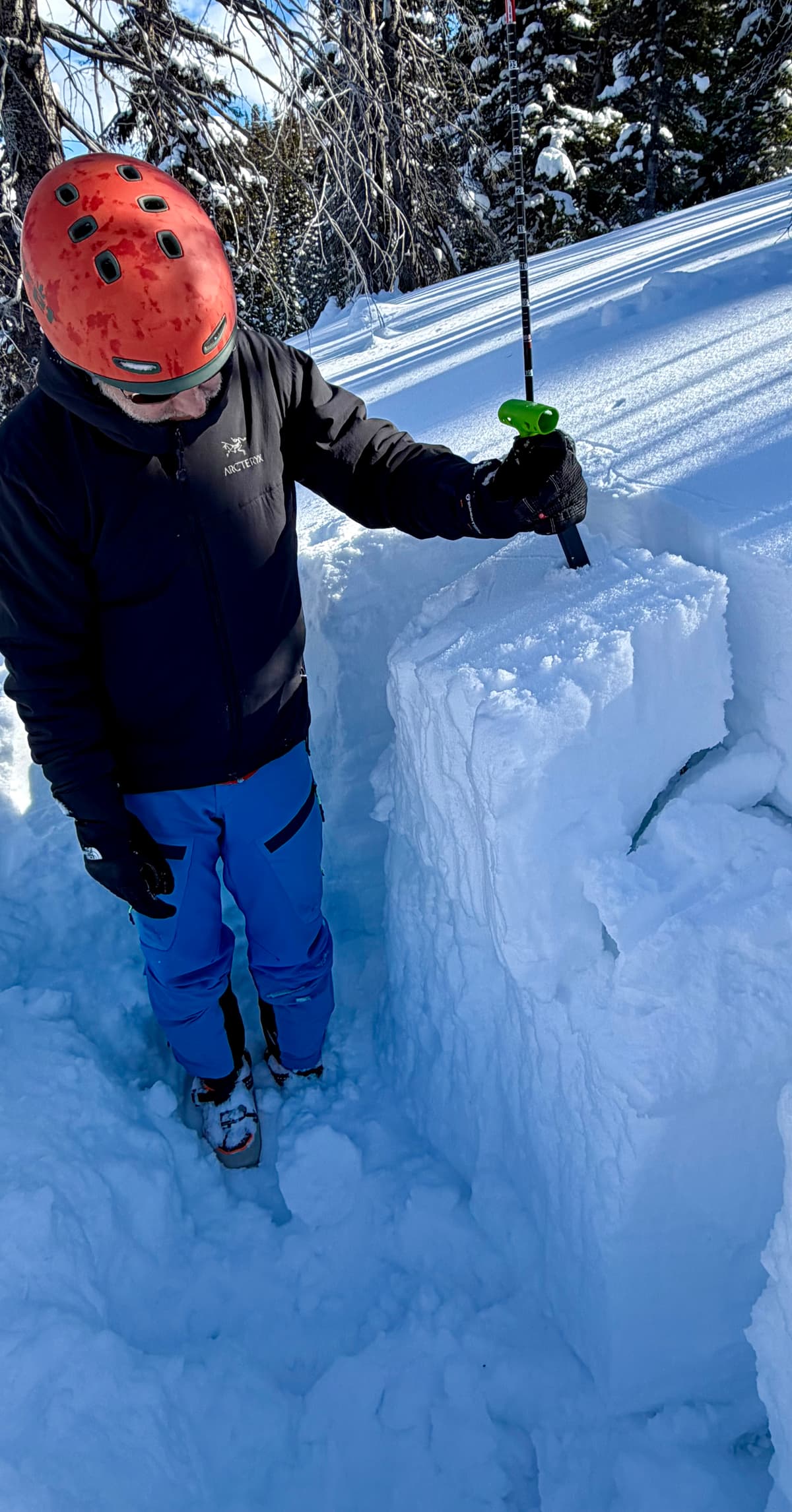 Easy and sudden release of storm slab on hard melt/freeze crust with shovel pry test after ECT tests.  