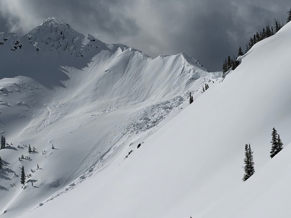 Wind slabs and Cornice Release from the last warming, est. March 7-8.