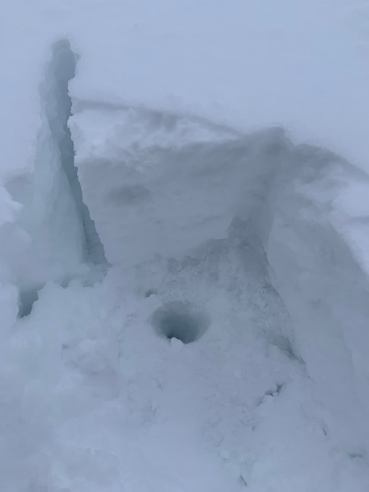 Bulletproof crust 30cm down, fist soft snow, then think 2 cm crust past Brockton point. 
