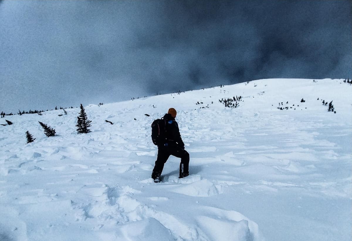 Looking up at the fracture line of the same avalanche as photo 1.