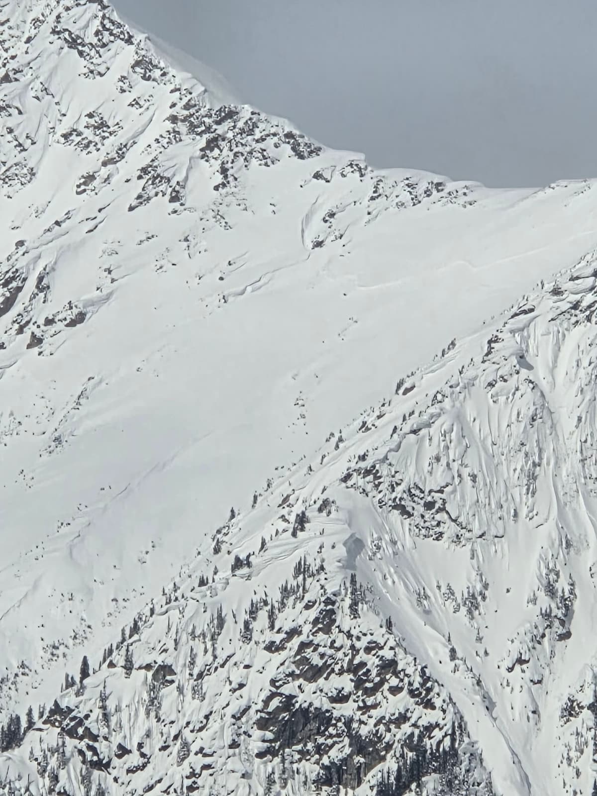 Thin windslab on what looks like lower angle slope