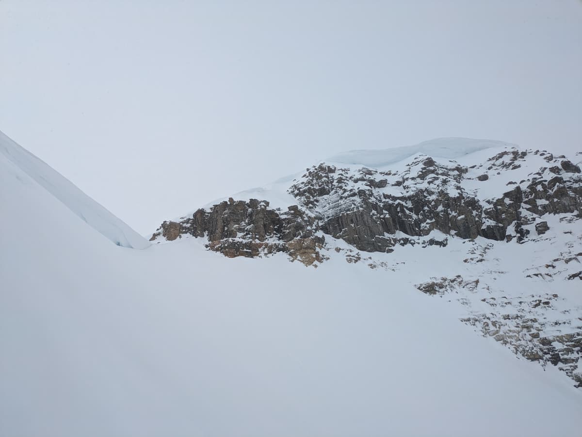 Big cornices