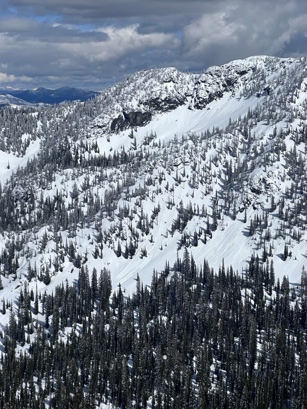 Na Wet-loose (and pinwheeling) NW Crags