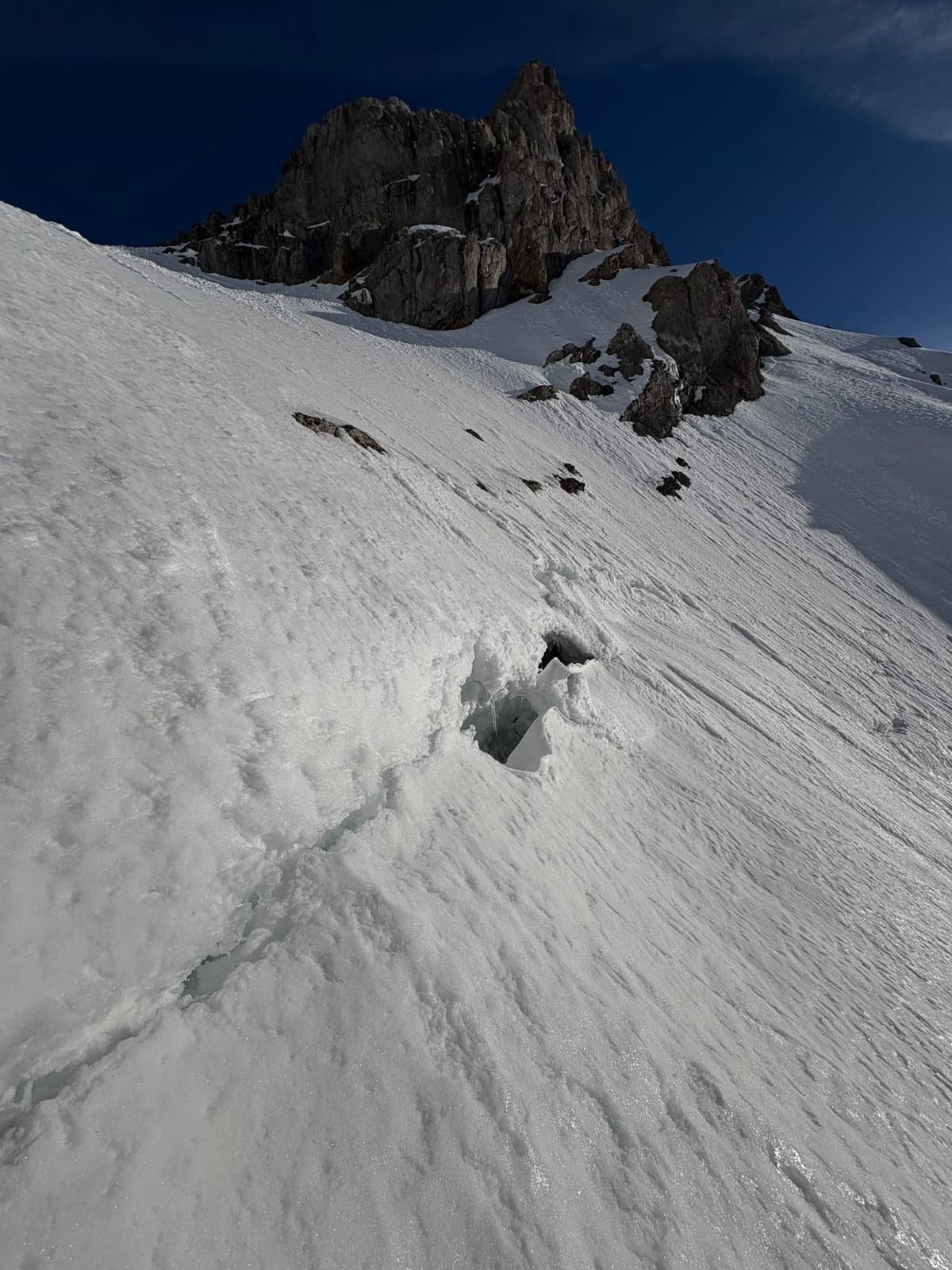 Glide crack on the couloir