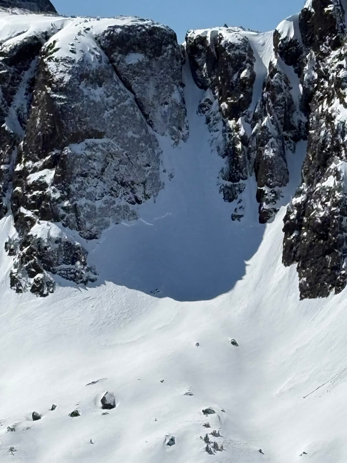 Likely a mid-storm wind slab that had occurred on Arrowsmith