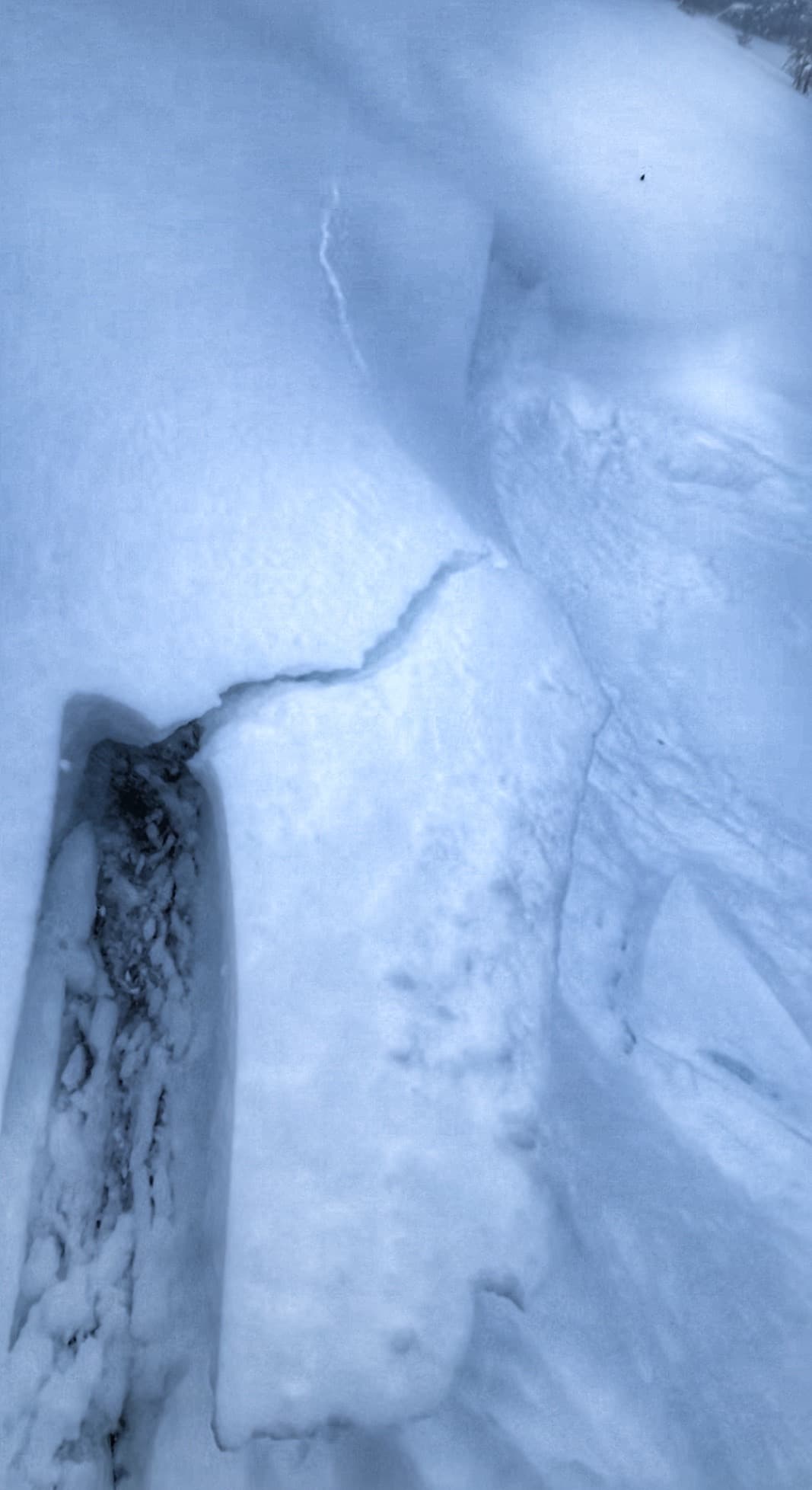 Signs of instability: cracking