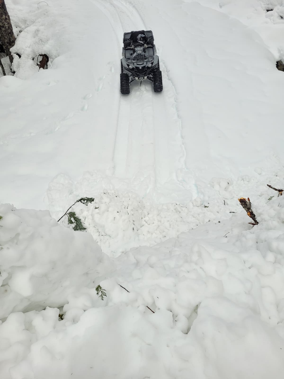 20 foot in depth on road