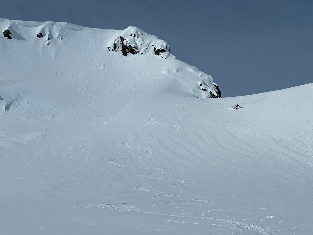 Choosing lines with little exposure to Cornices