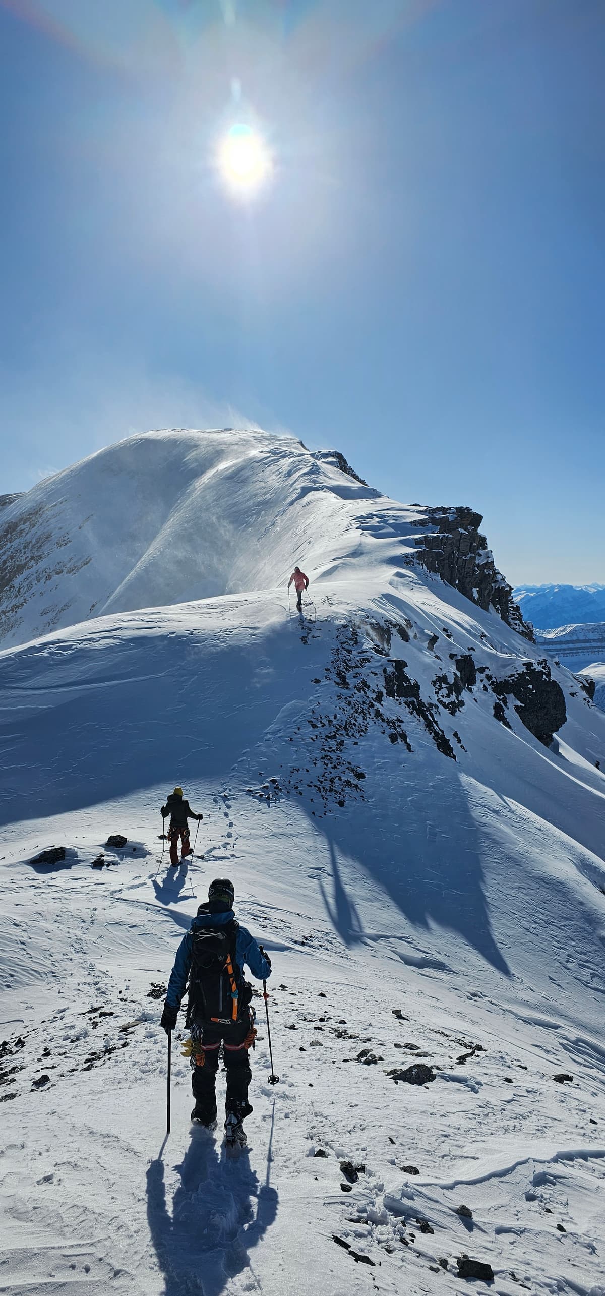 Good conditions on summit ridge
