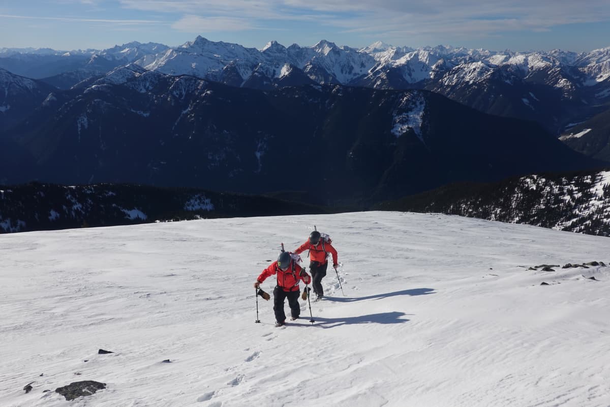 Thin snowpack in the alpine