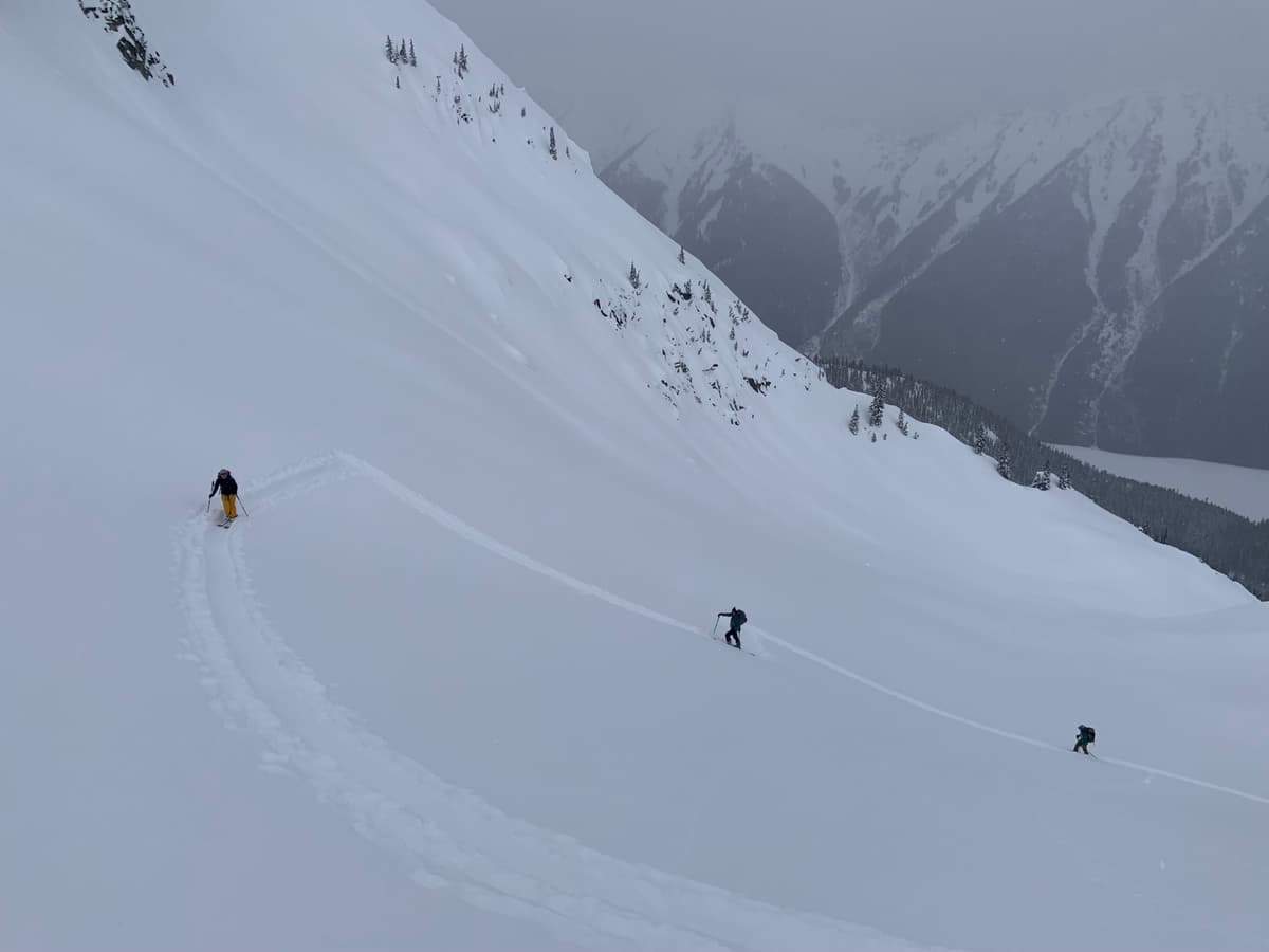 North Bowl had no signs of wind slab March 14/15. 30 cm of storm snow sat on a crust - resistant planar on hand pits