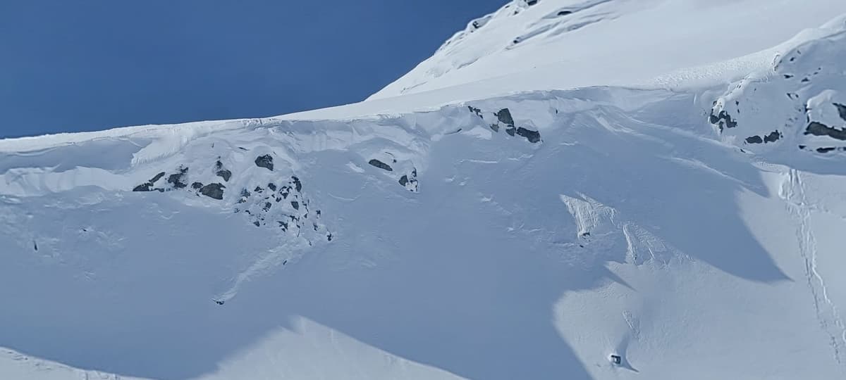 close up of steep down
