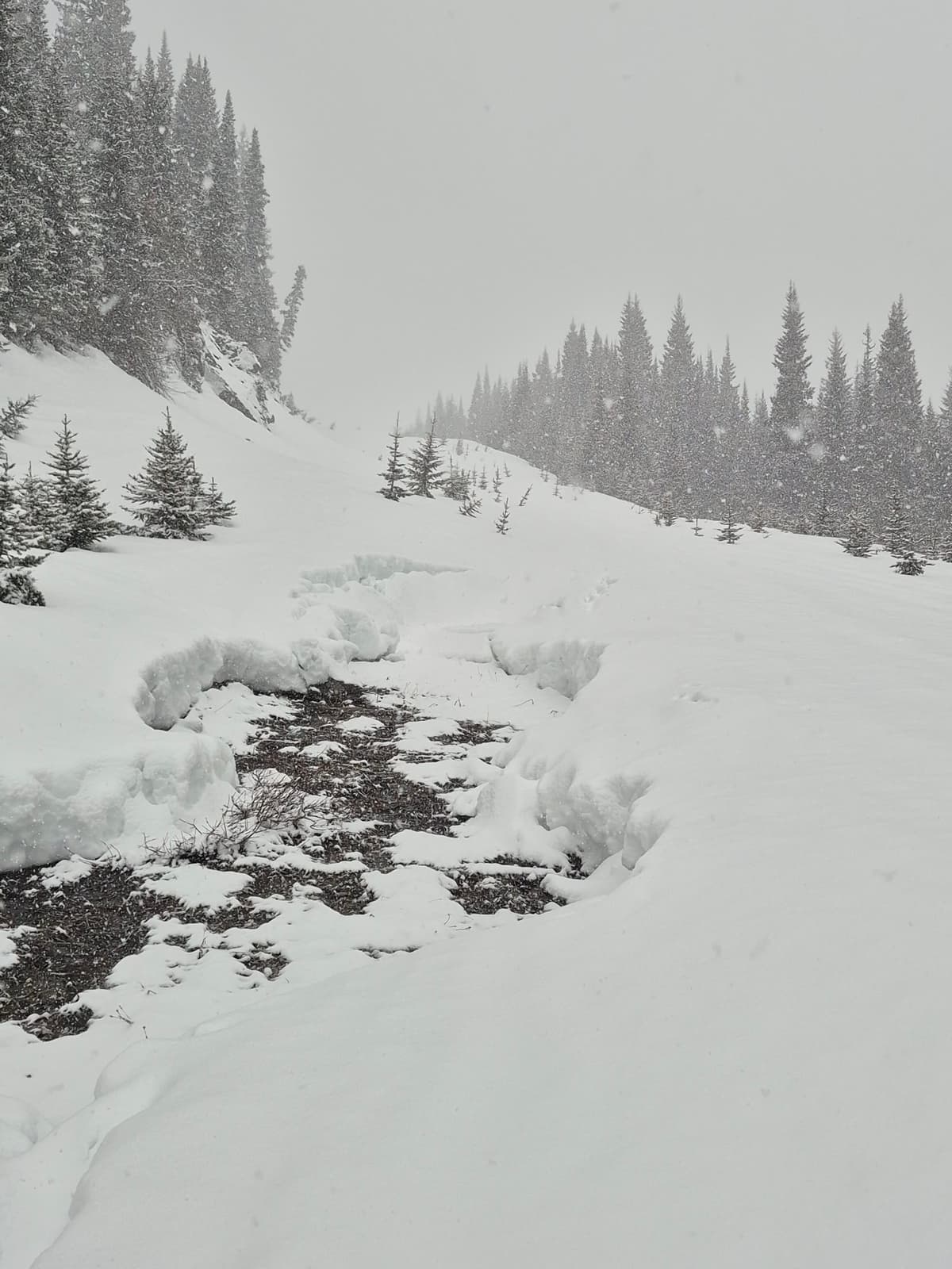 A few exposed creeks on the pipeline